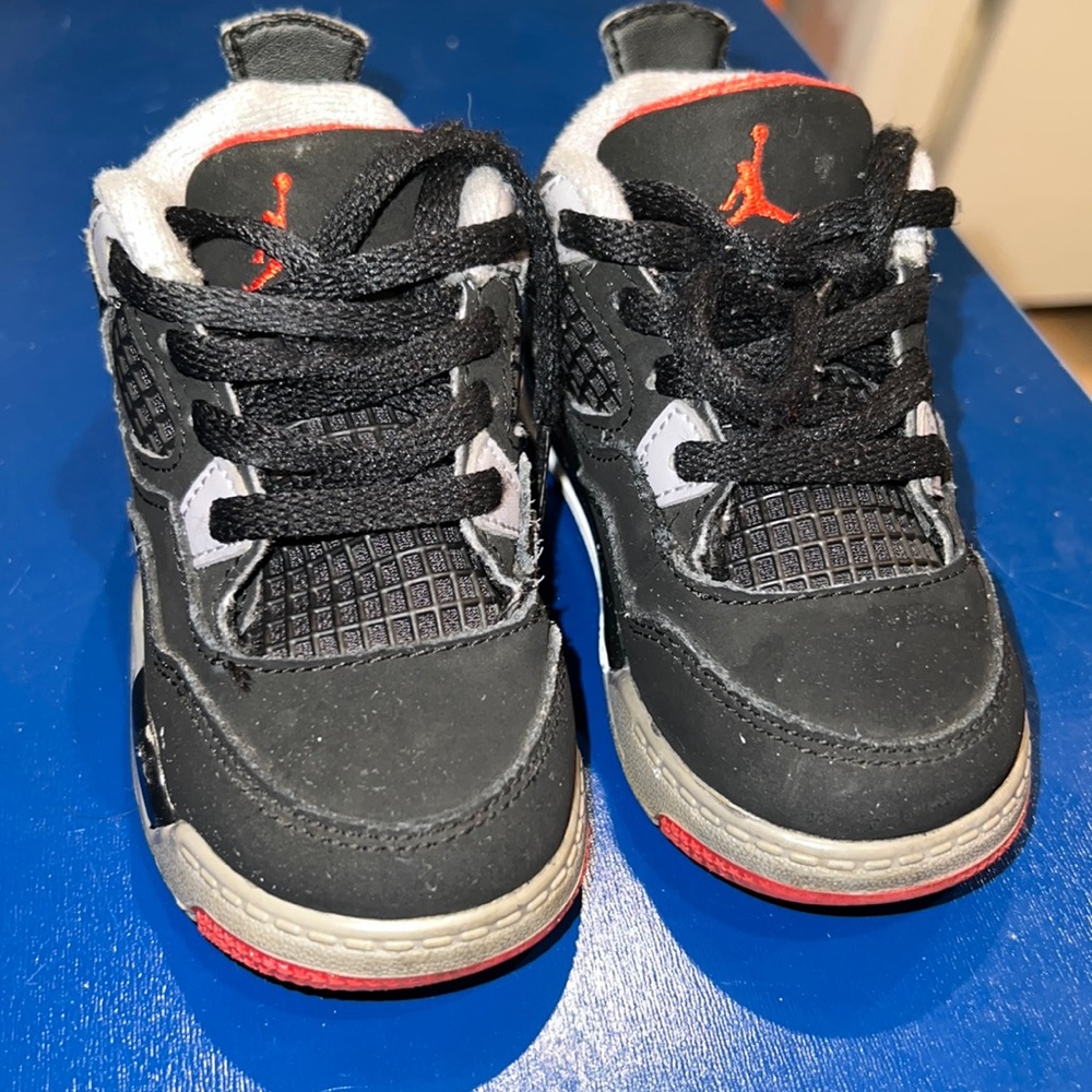 Toddler bred 4s